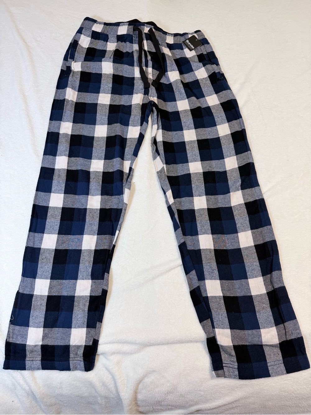Bluenotes Navy and White Plaid Flannel Pants - Size M - NWT